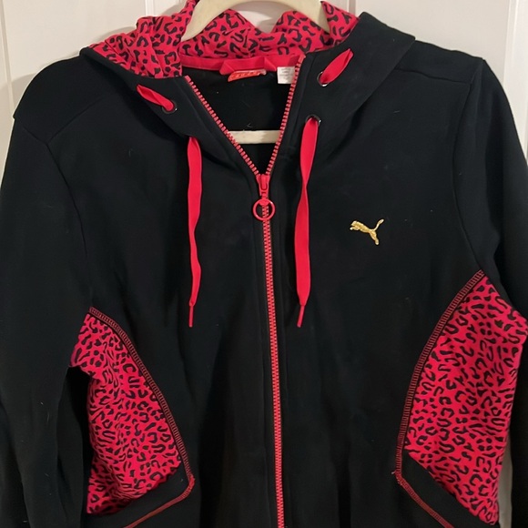 Puma, pink and black, zip up hoodie, jacket, new quality, and condition - Picture 2 of 4